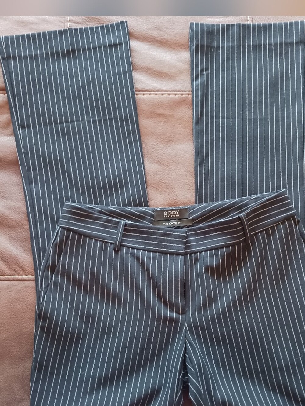 Body by Victoria Black Striped Dress Pants Sz 0 Short EUC